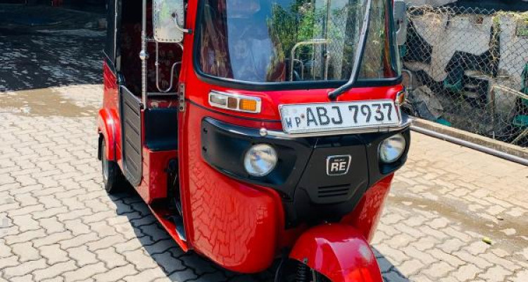 BAJAJ 2016 4 STROKE