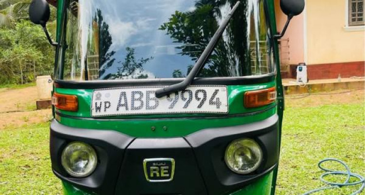 BAJAJ 2015 4 STROKE