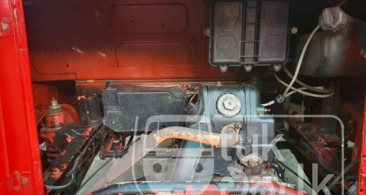 BAJAJ 2009 4 STROKE