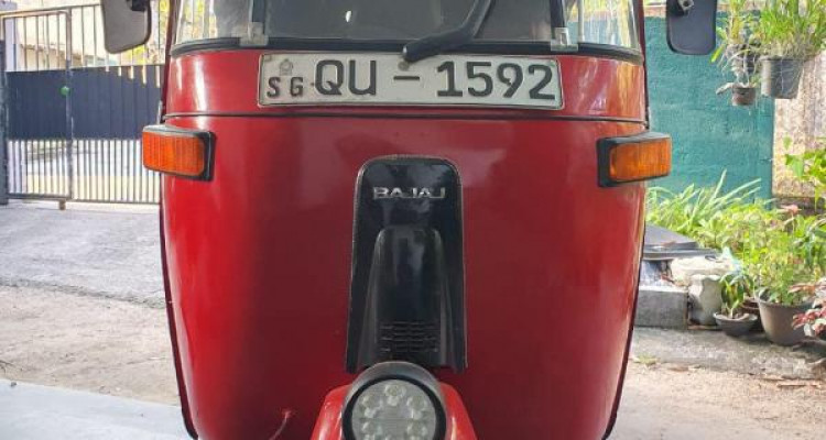 BAJAJ 2009 4 STROKE