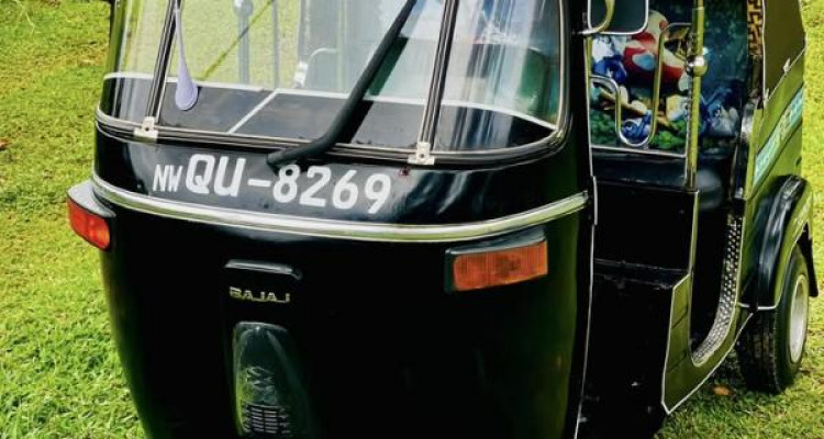 BAJAJ 2009 4 STROKE