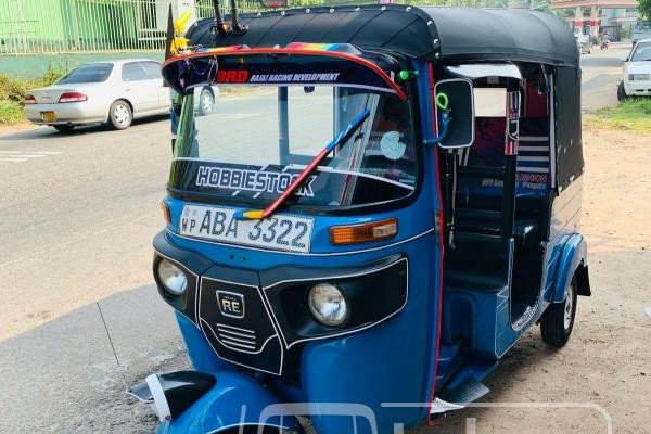 BAJAJ 2015 4 STROKE