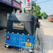 BAJAJ 2015 4 STROKE
