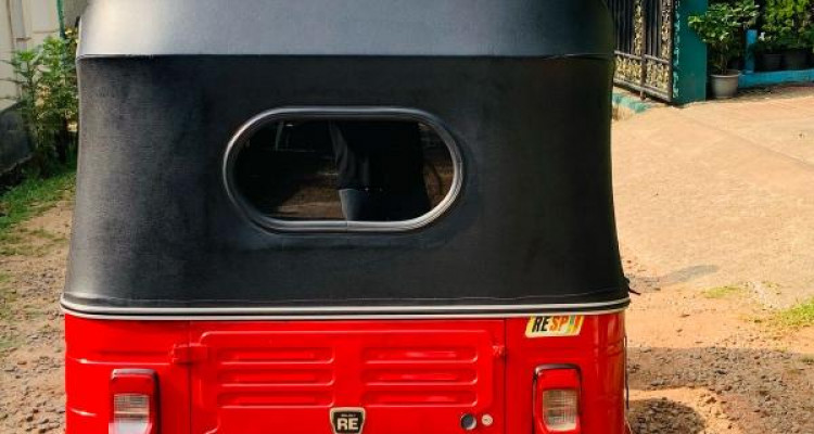 BAJAJ 2015 4 STROKE