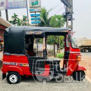 BAJAJ 2012 4 STROKE