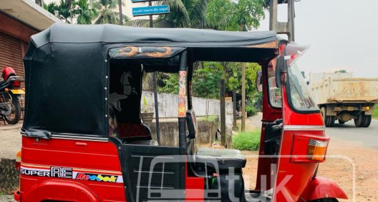 BAJAJ 2012 4 STROKE