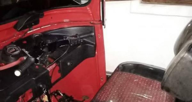 BAJAJ 1999 2 STROKE