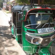 BAJAJ 2015 4 STROKE