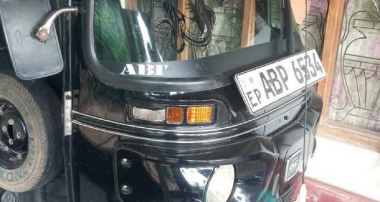 BAJAJ 2017 4 STROKE
