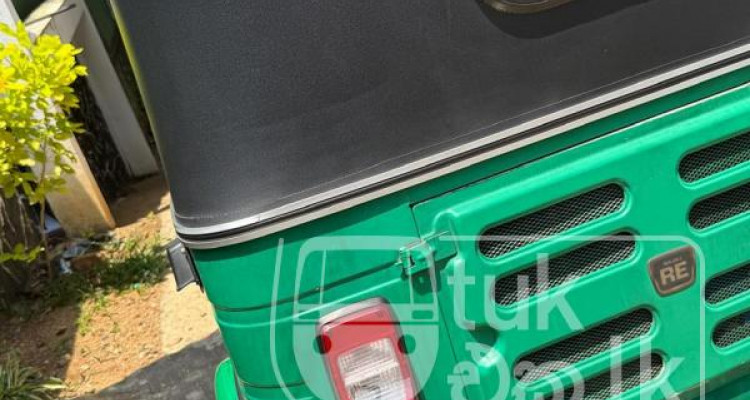 BAJAJ 2018 4 STROKE