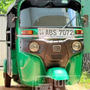 BAJAJ 2018 4 STROKE