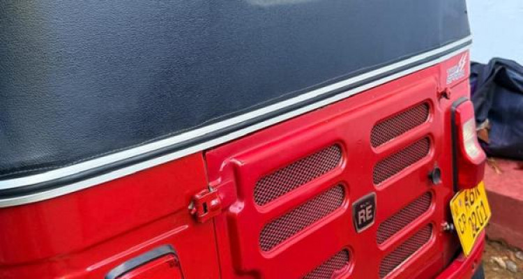 BAJAJ 2018 4 STROKE