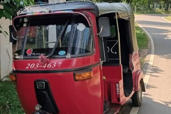 BAJAJ 1996 2 STROKE