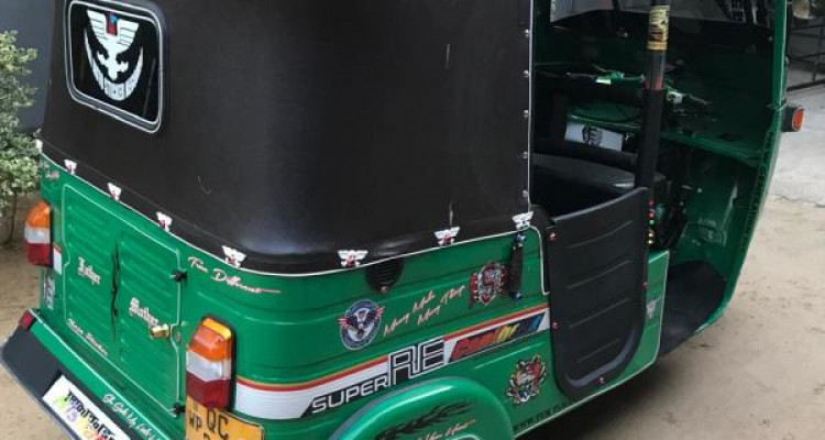 BAJAJ 2005 2 STROKE