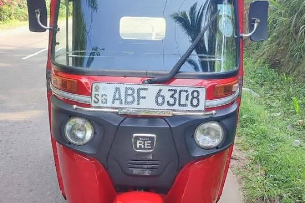BAJAJ 2015 4 STROKE