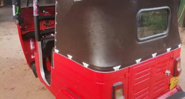 BAJAJ 2004 2 STROKE