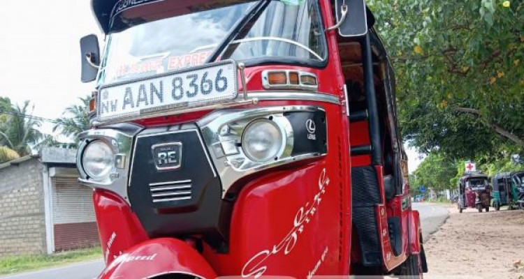 BAJAJ 4 STROKE 2015