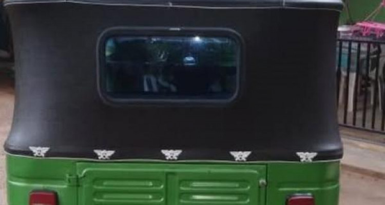 BAJAJ 2004 4 STROKE