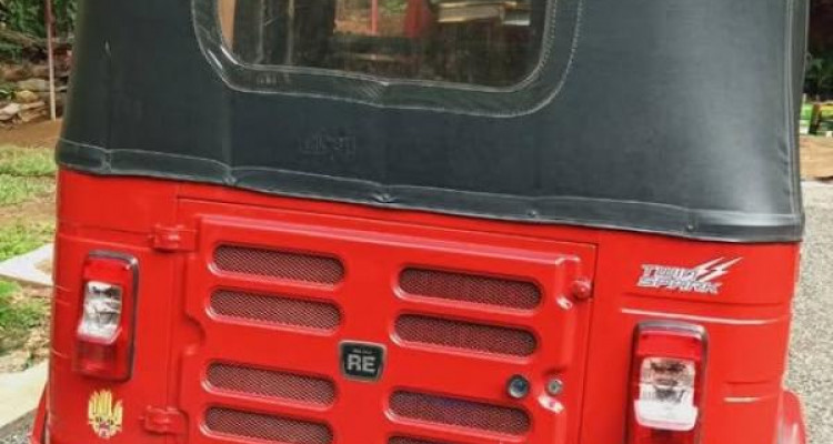 BAJAJ 2018 4 STROKE