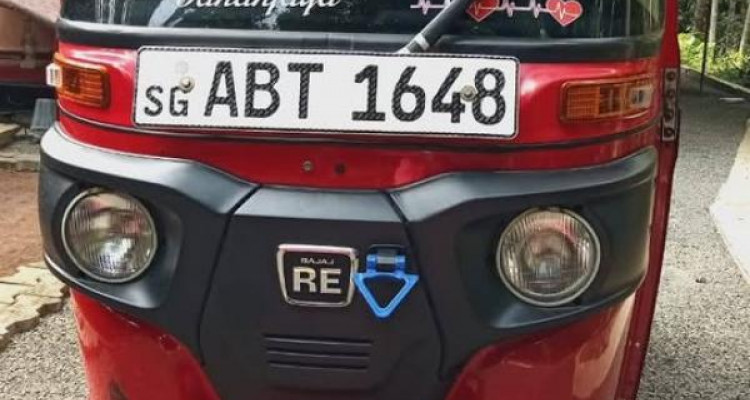 BAJAJ 2018 4 STROKE