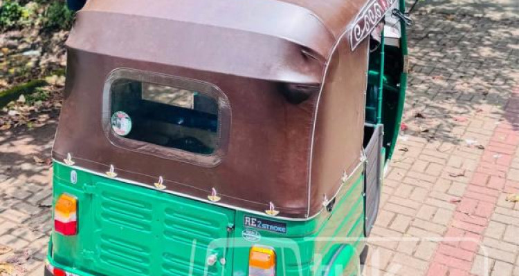 BAJAJ 2006 2 STROKE