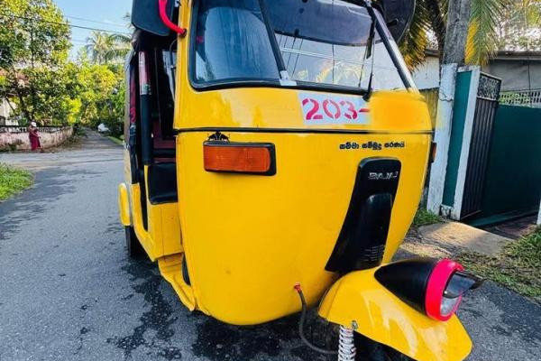 BAJAJ 2000 2 STROKE