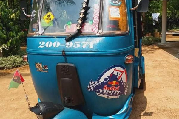 BAJAJ 1997 2 STROKE