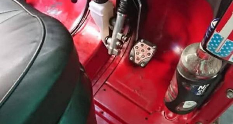 BAJAJ 2018 4 STROKE