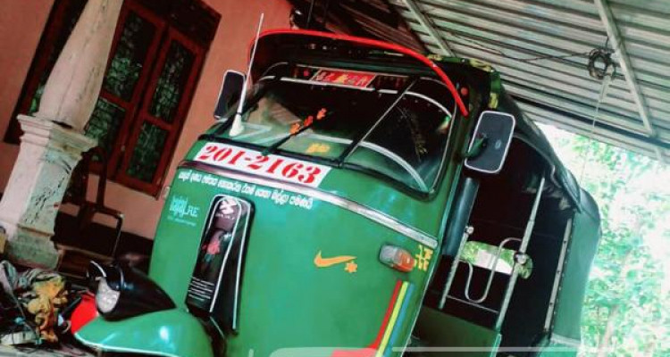 BAJAJ 1996 2 STROKE