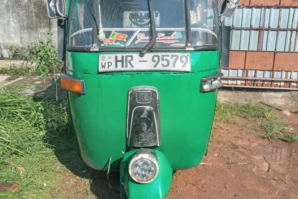 BAJAJ 2004 2 STROKE
