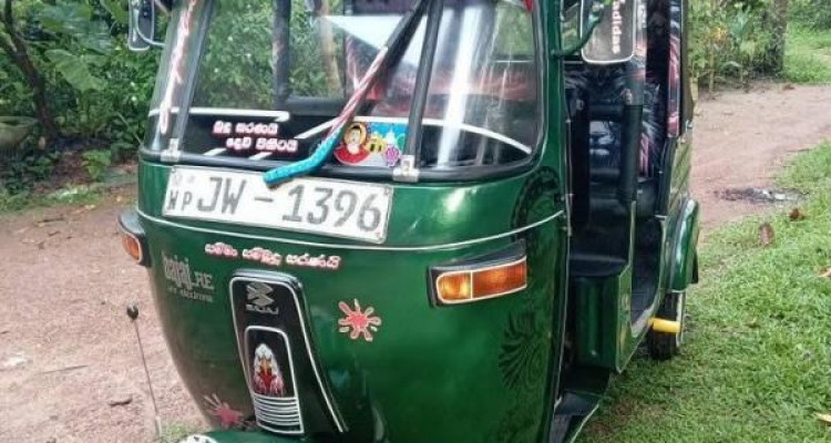 BAJAJ 2004 2 STROKE
