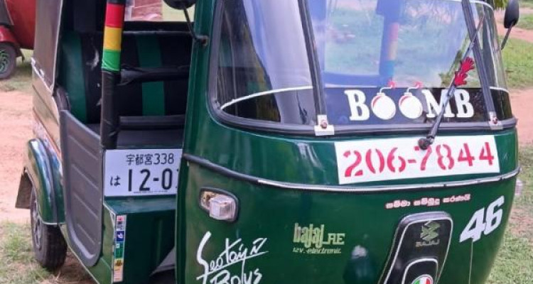 BAJAJ 1999 2 STROKE