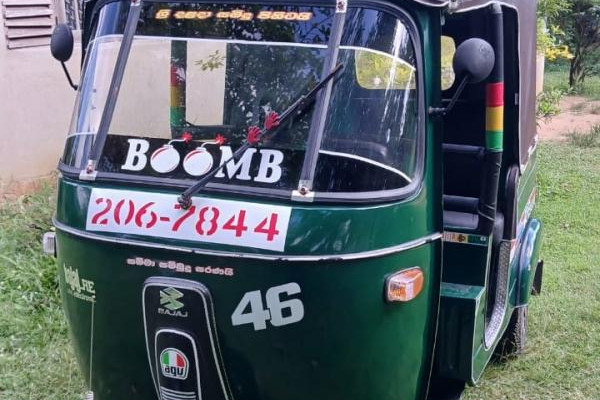 BAJAJ 1999 2 STROKE