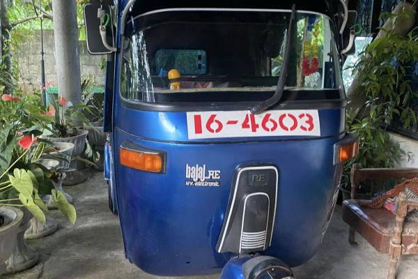 BAJAJ 1989 2 STROKE