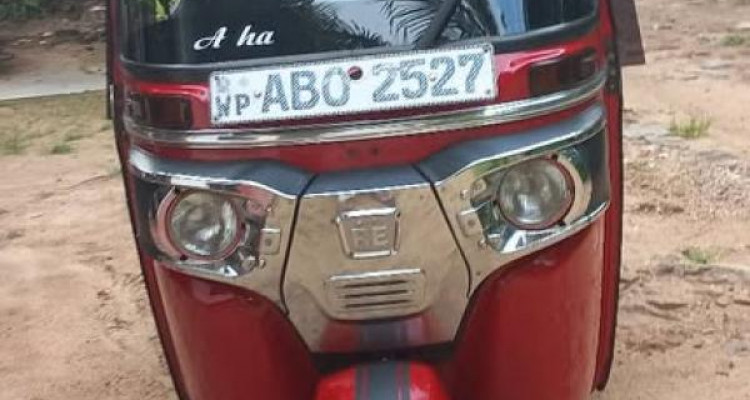 BAJAJ 2016 4 STROKE