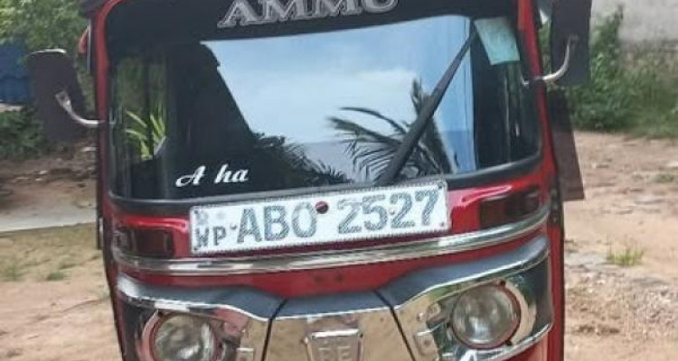 BAJAJ 2016 4 STROKE