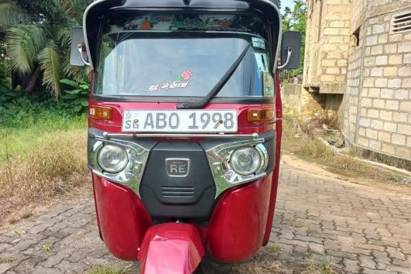 BAJAJ 2016 4 STROKE