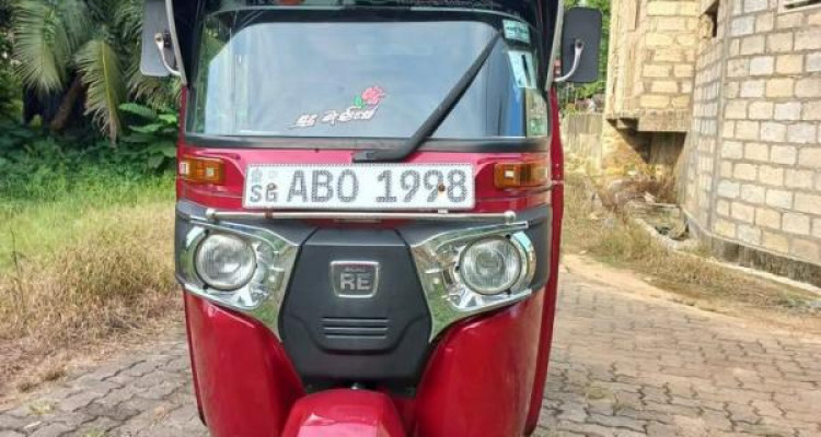 BAJAJ 2016 4 STROKE