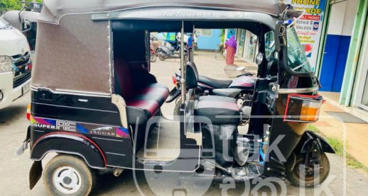 BAJAJ 2012 4 STROKE