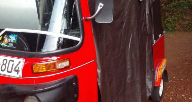 BAJAJ 2015 4 STROKE