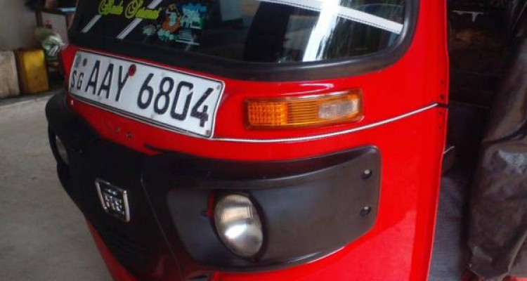 BAJAJ 2015 4 STROKE