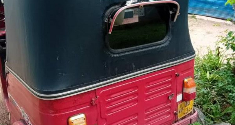 BAJAJ 2005 2 STROKE