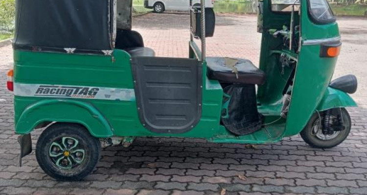 BAJAJ 1998 2 STROKE