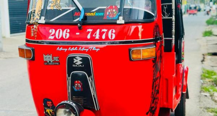 BAJAJ 1999 2 STROKE