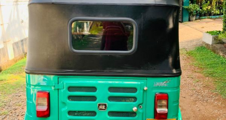 BAJAJ 2016 4 STROKE
