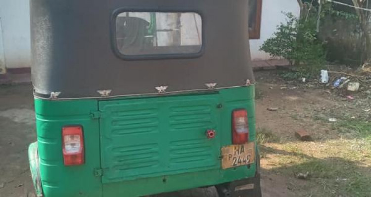 BAJAJ 2003 2 STROKE