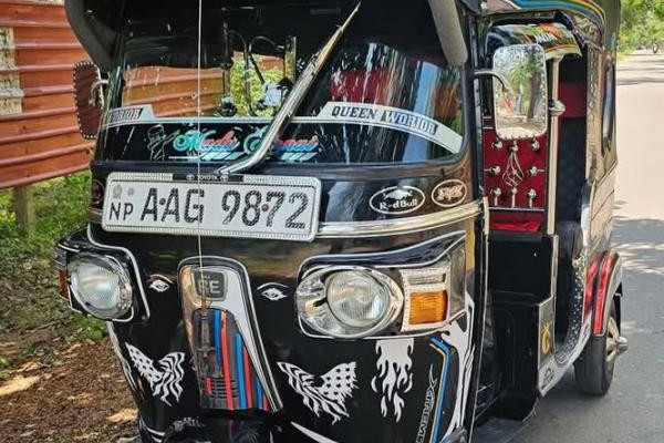 BAJAJ 2013 4 STROKE