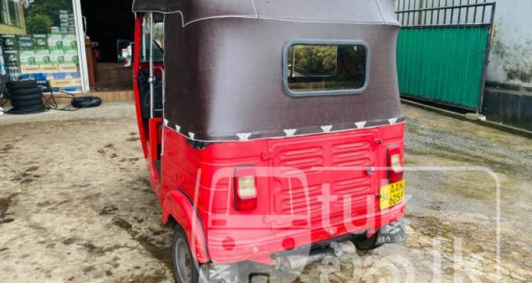 BAJAJ 2014 4 STROKE