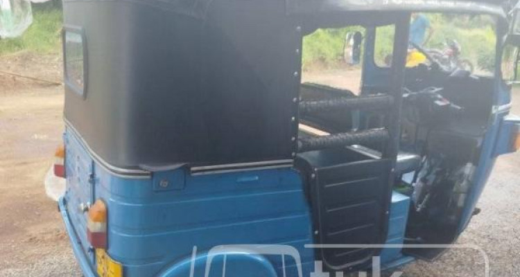 BAJAJ 2011 4 STROKE