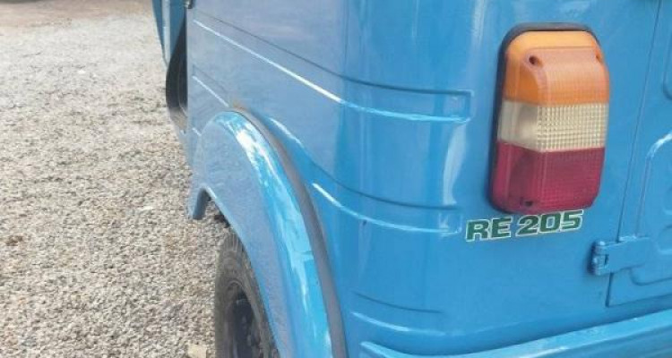 BAJAJ 2011 4 STROKE